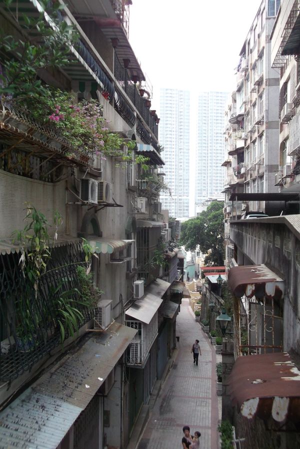 澳門前議員區錦新涉嫌顛覆國家政權，中級法院首度非公開開庭審理國安案。