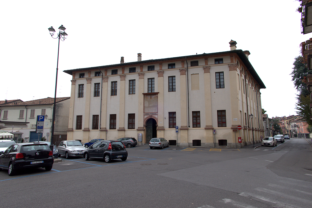 Palace of the Mount of Piety (Crema)