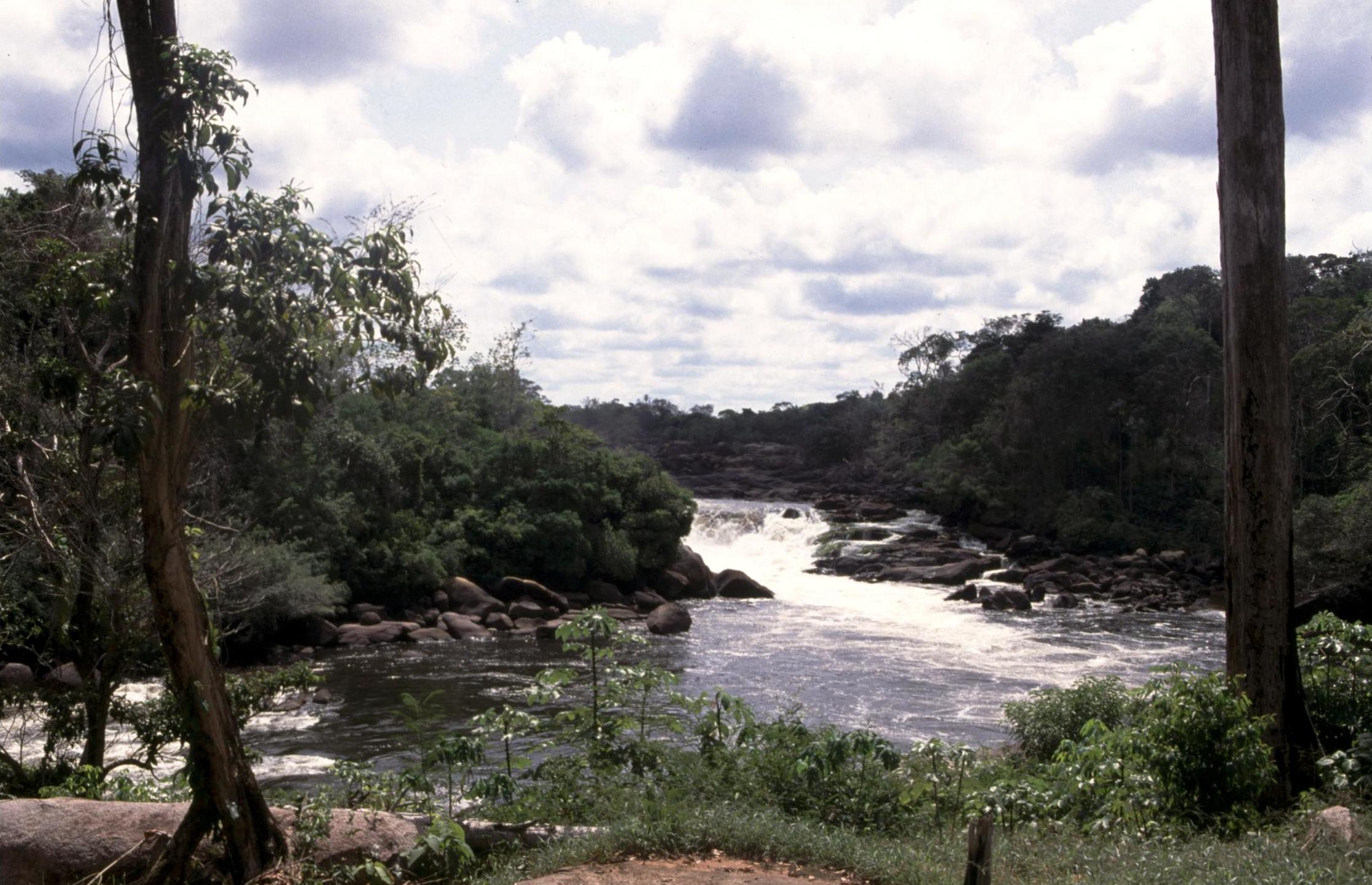 Wonotobo Falls