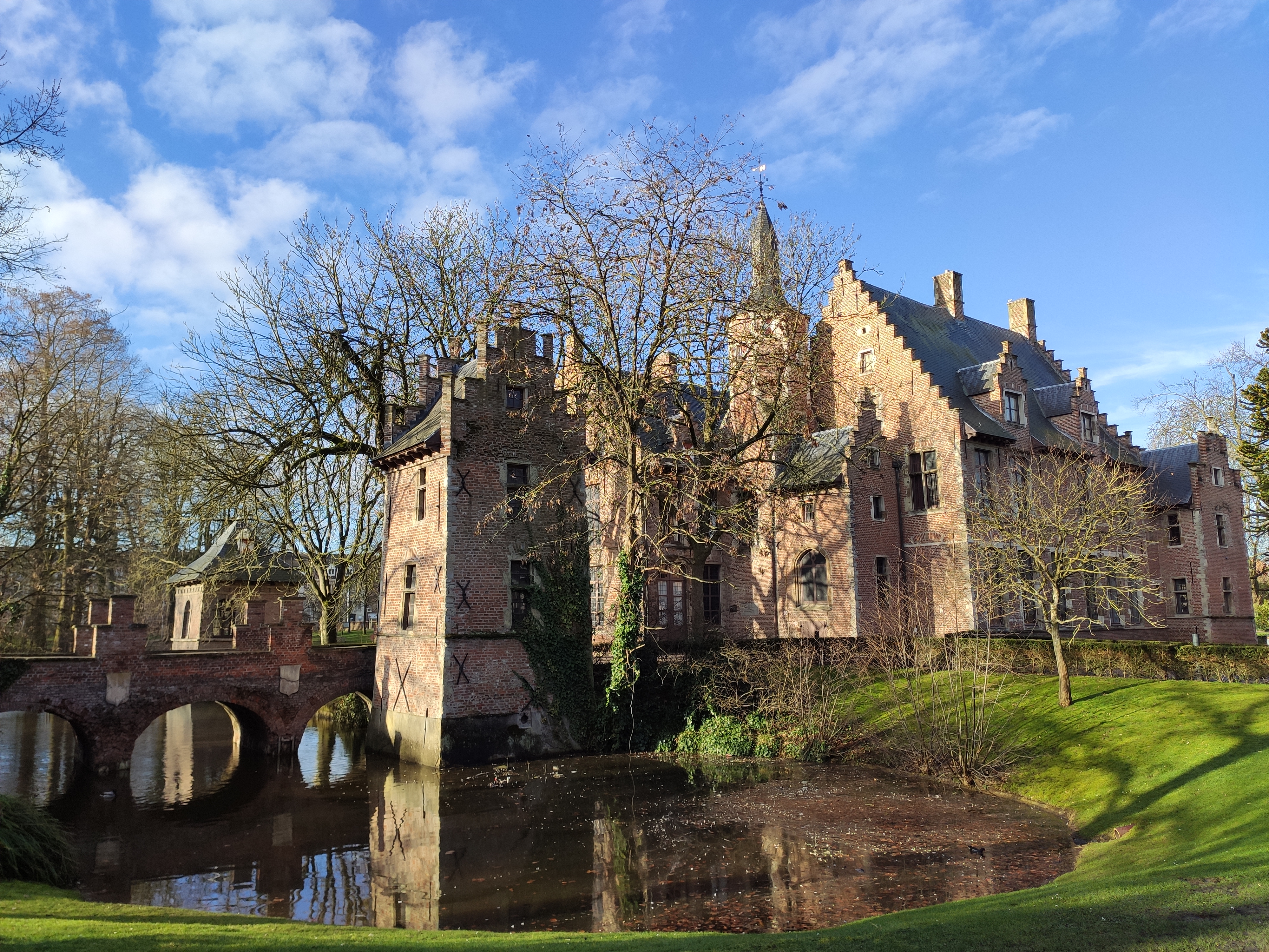 Walburg Castle