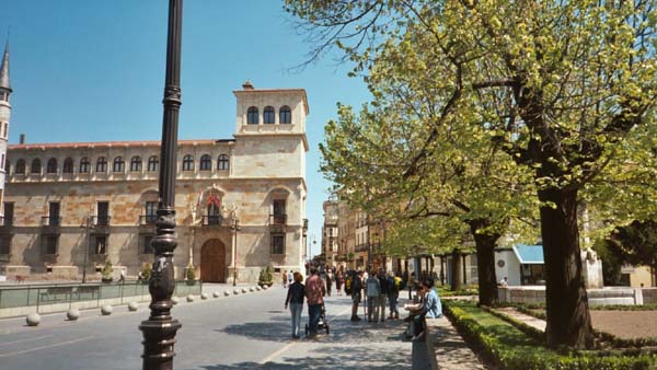 Palacio de los Guzmanes