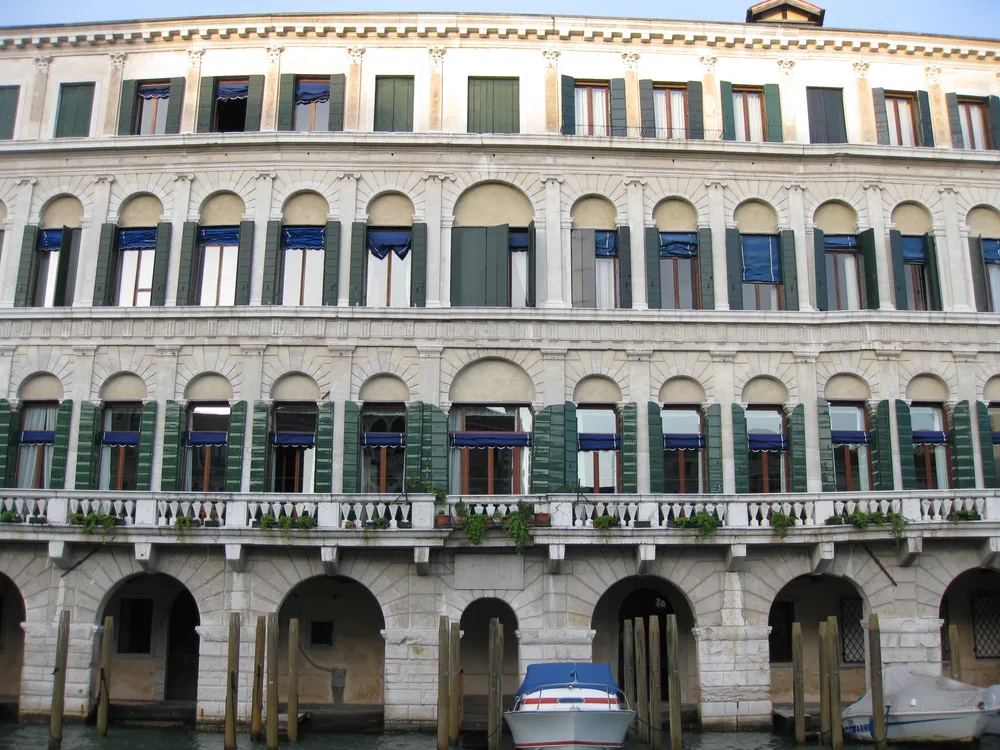 Palazzo Moro Lin
