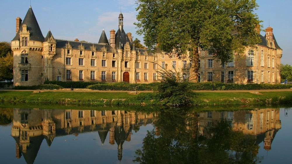 Castle of Esclimont