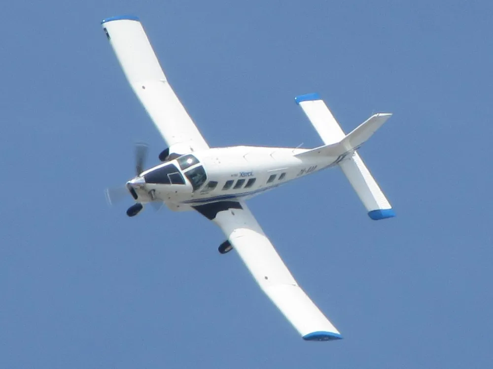 尼亞吉尼航空PAC750客機墜毀　4人全喪生