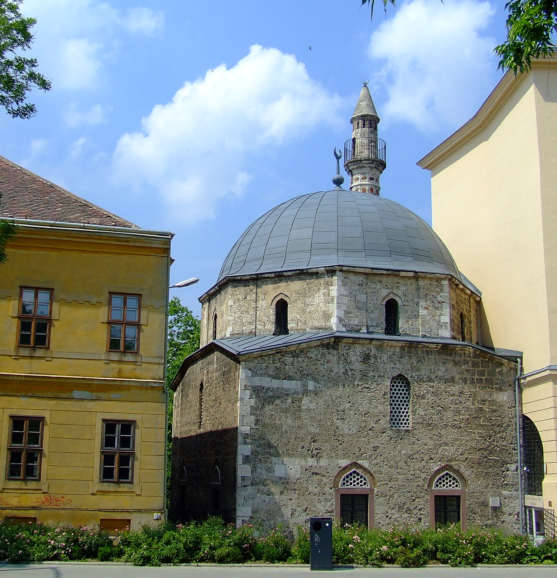 Yakovalı Hasan Paşa Mosque