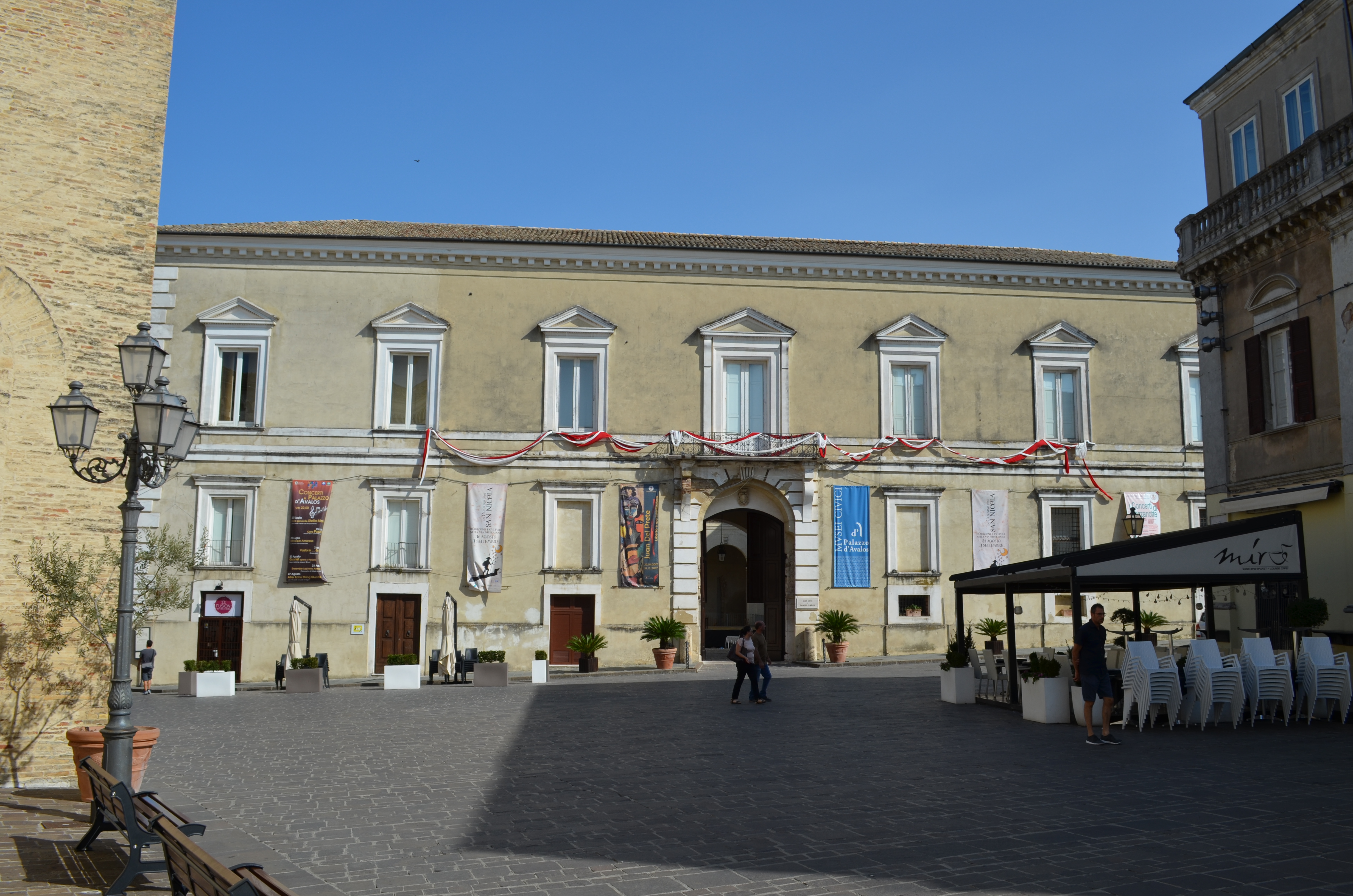 Palazzo d'Avalos