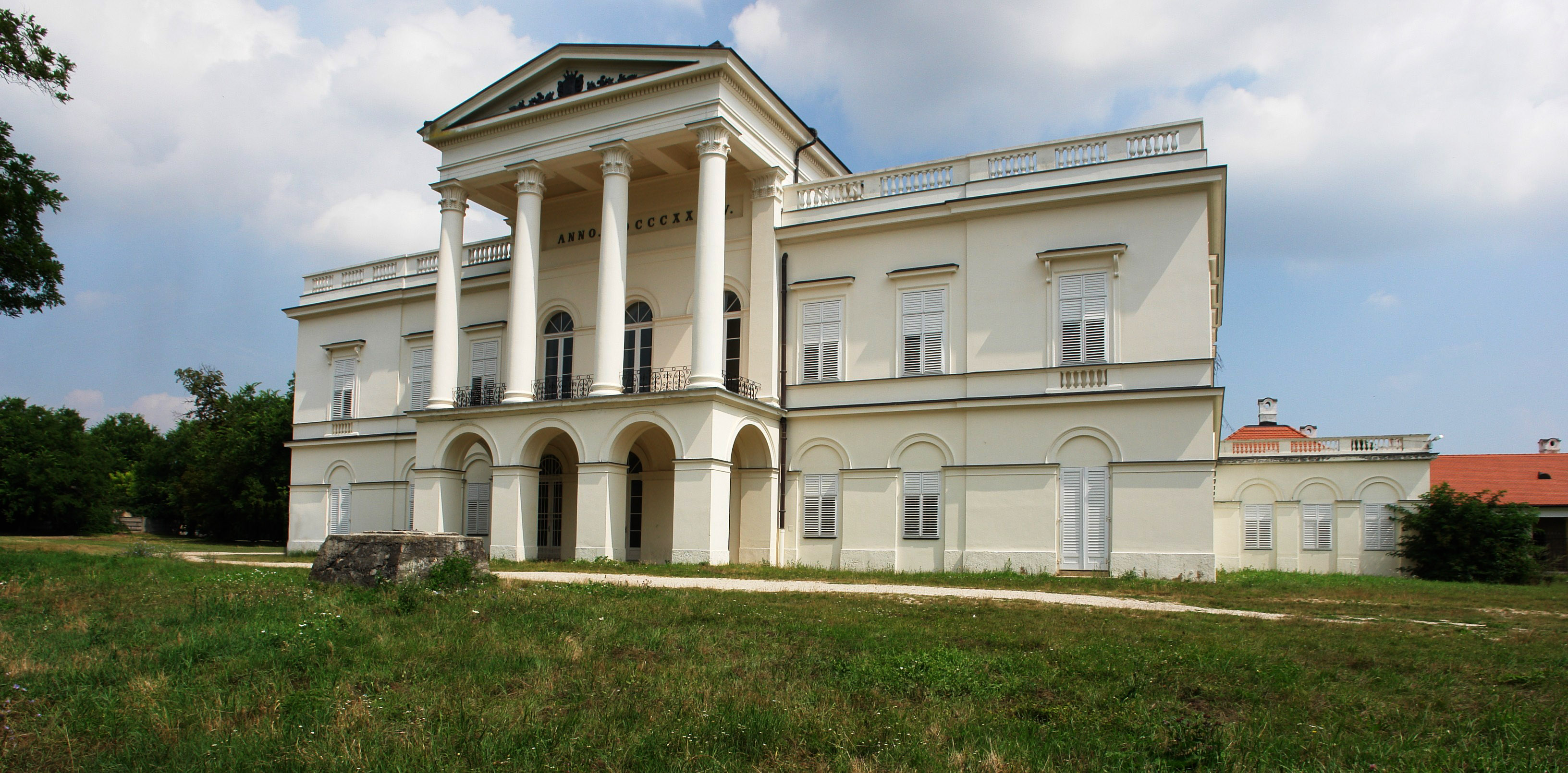 Sándor-Metternich Mansion