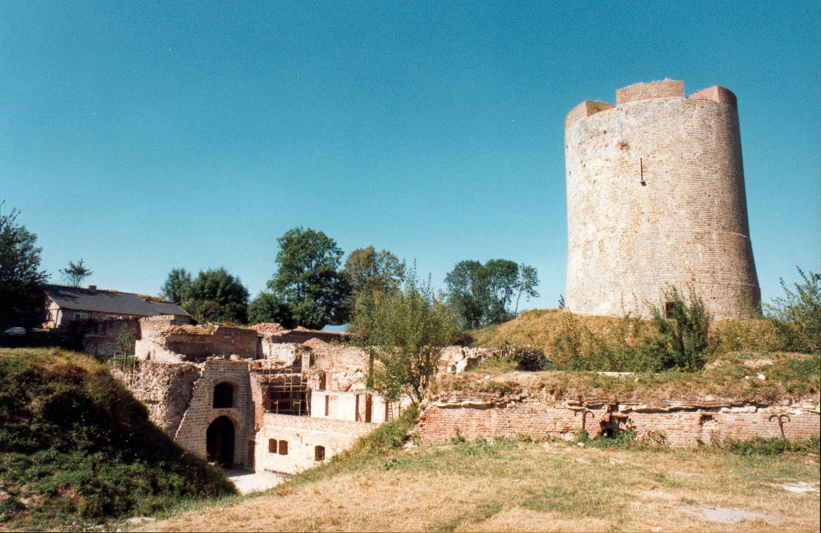The fortified castle of Guise