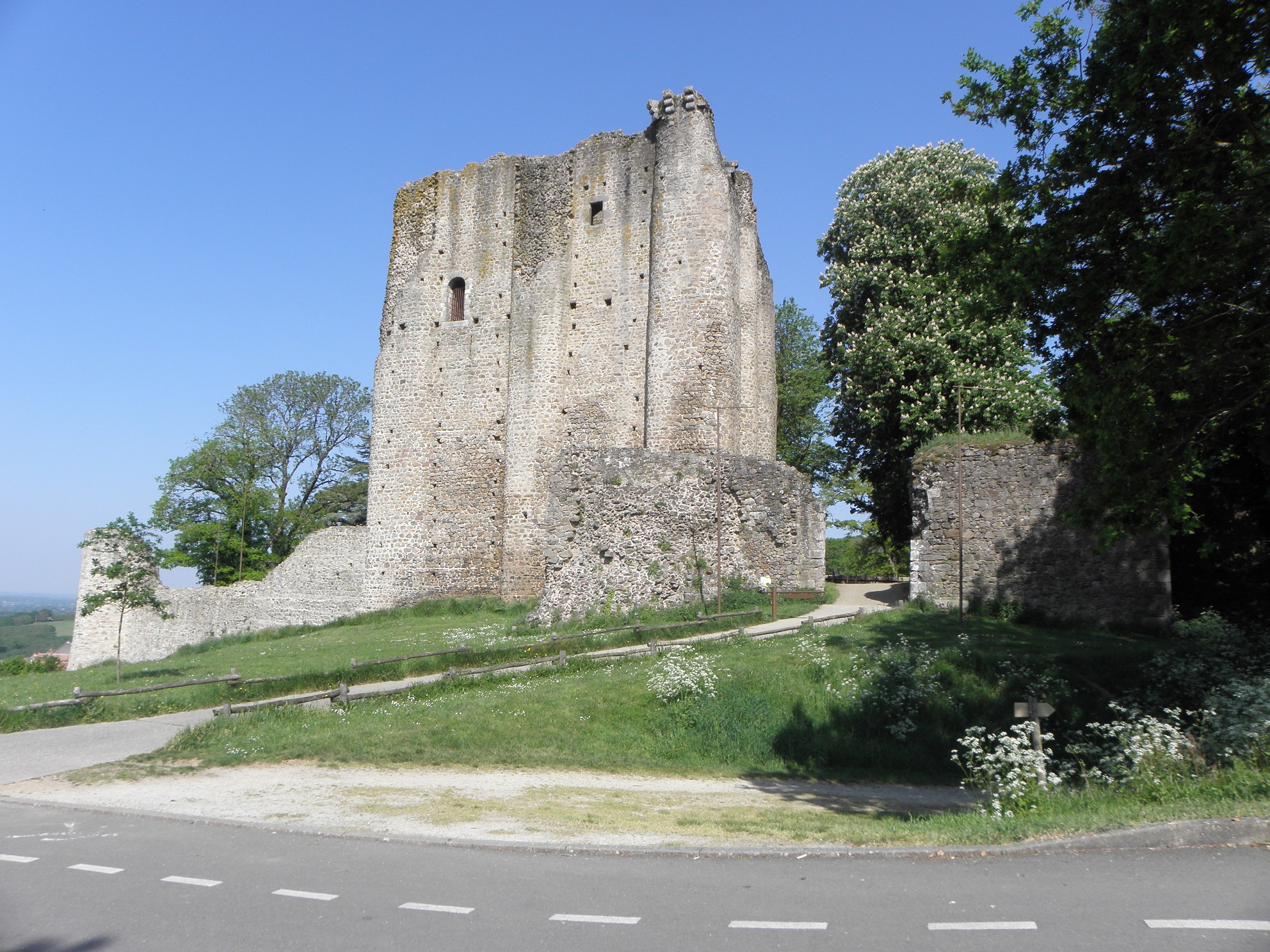Château de Pouzauges