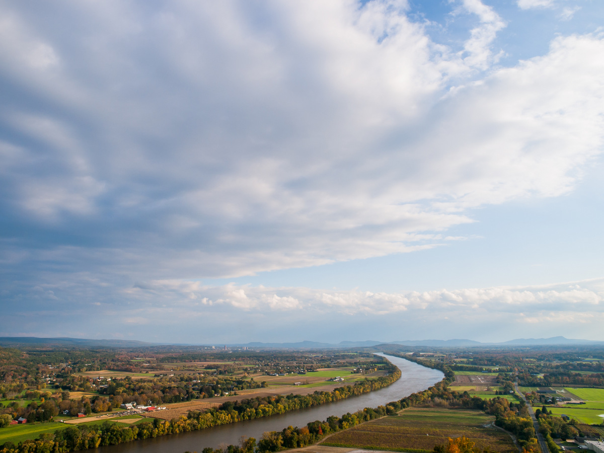 Pioneer Valley, United States