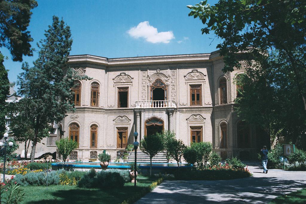 Abgineh Museum of Tehran