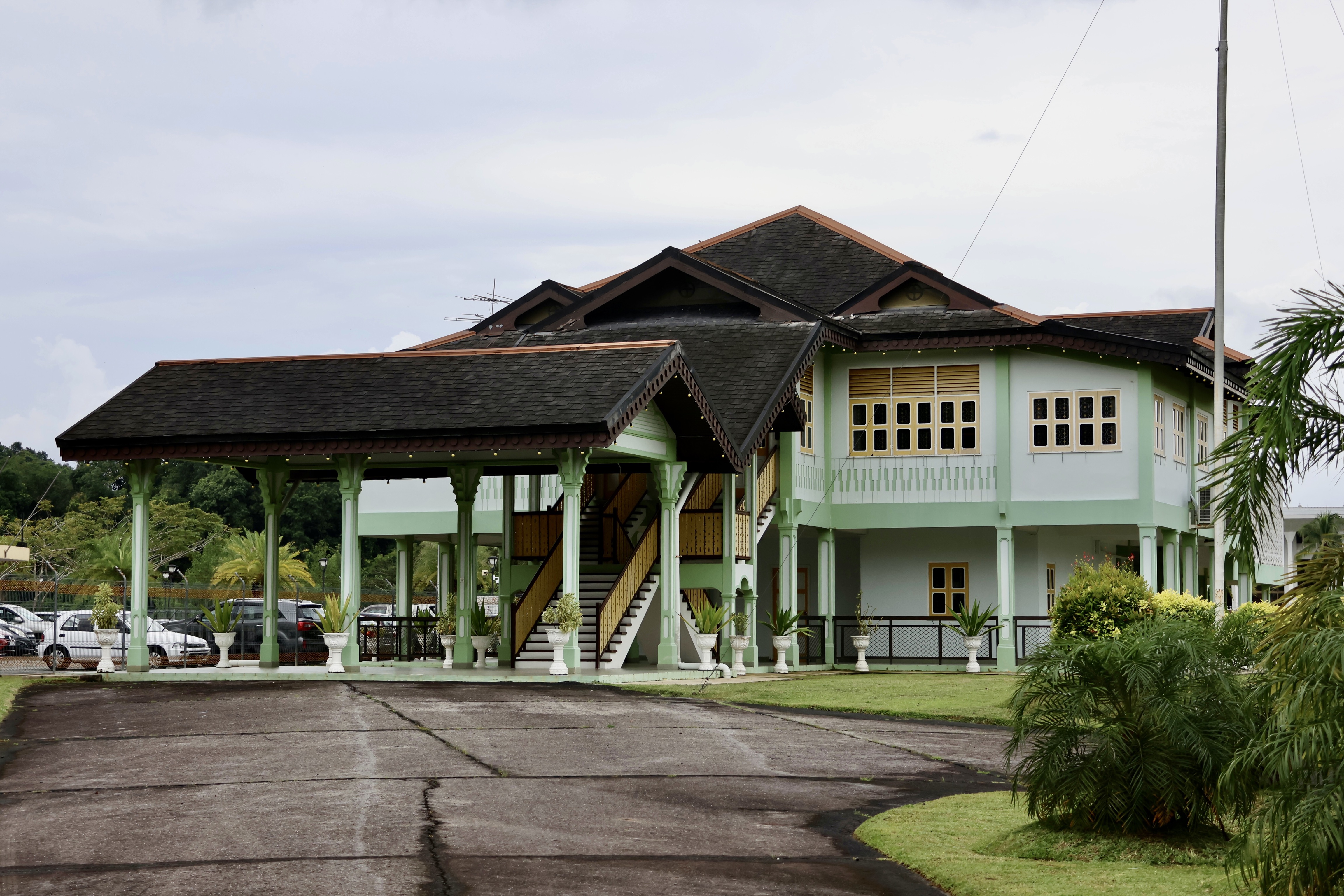 Istana Darussalam