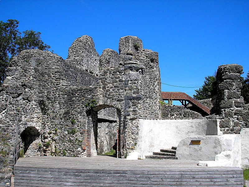 Alt-Trauchburg Castle