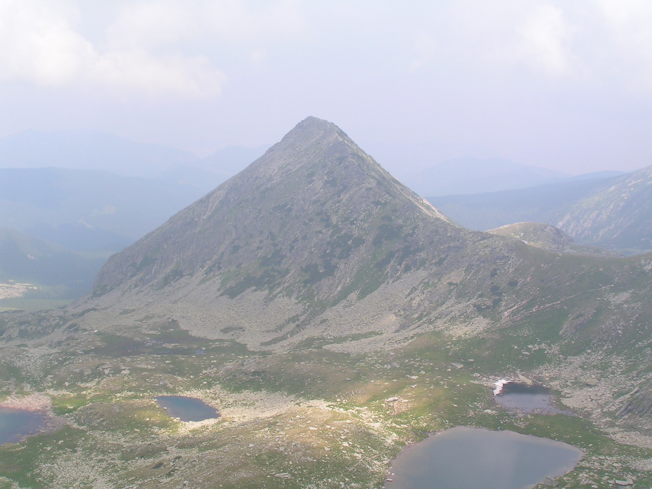 Păpușa Peak