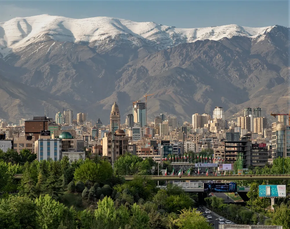 Tens of thousands rally in Tehran to demonstrate national unity amid regional tensions.