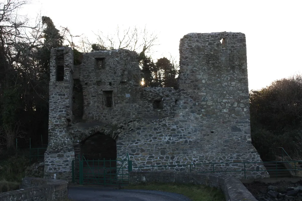 Mahee Castle