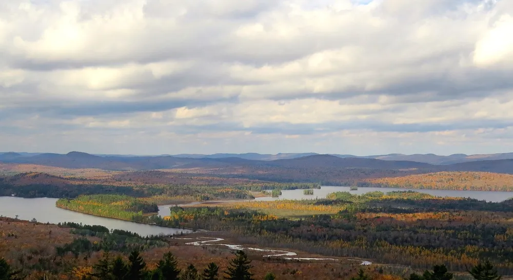 Round Lake