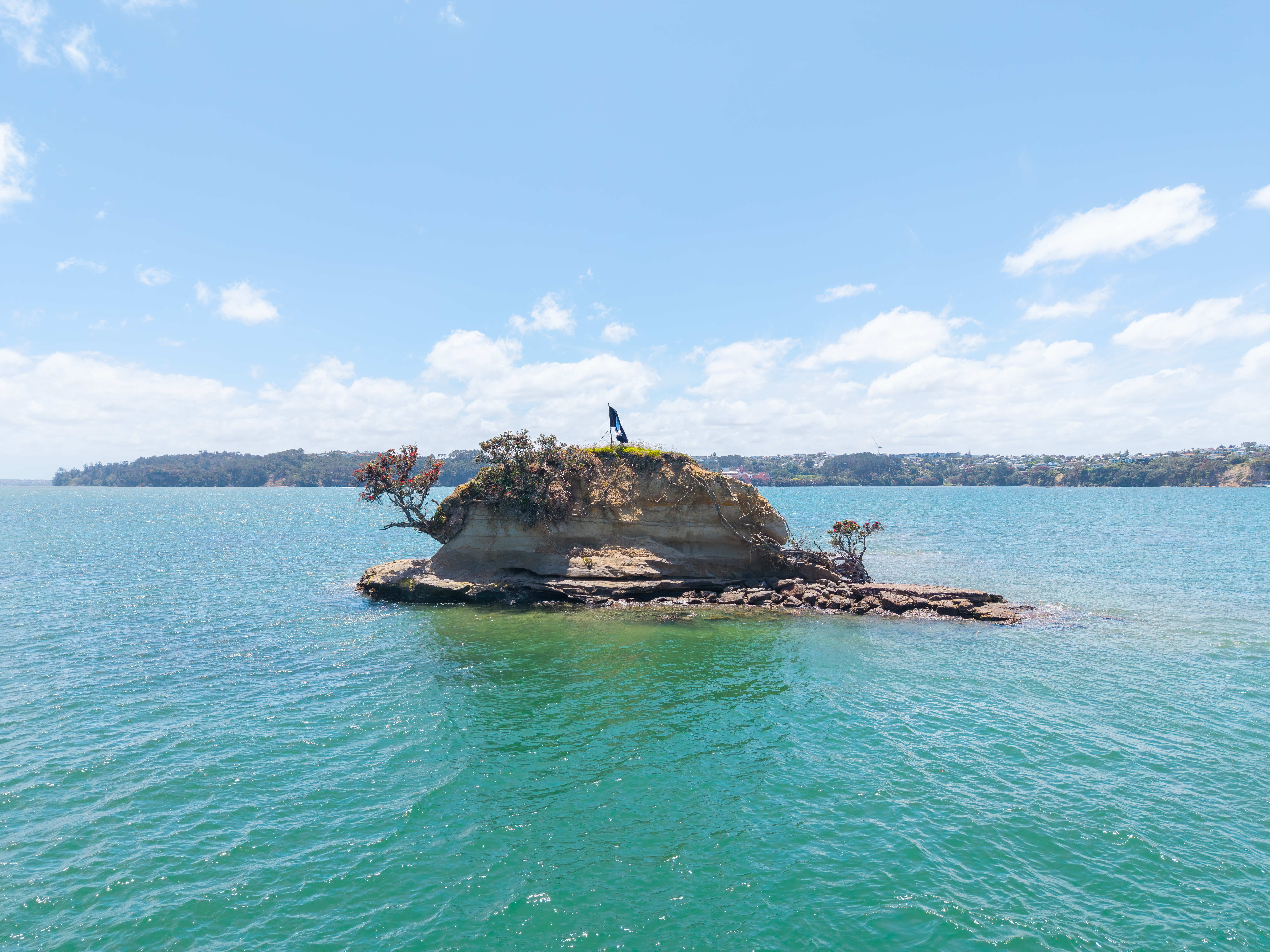 Watchman Island / Te Kākāwhakaara