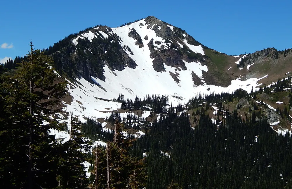 Dege Peak