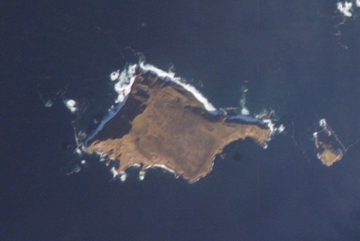 Pyramid Island