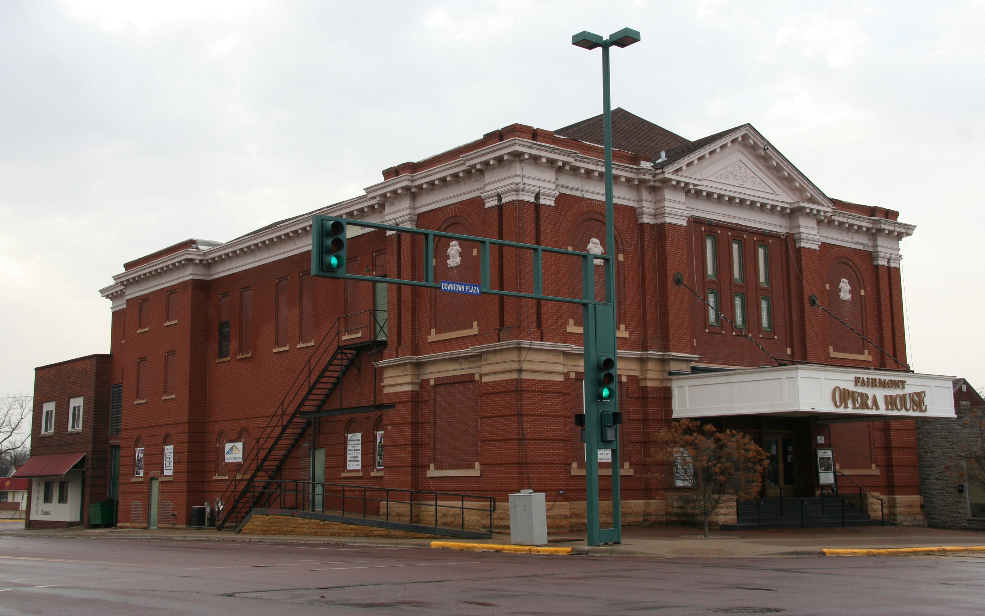 Fairmont, United States