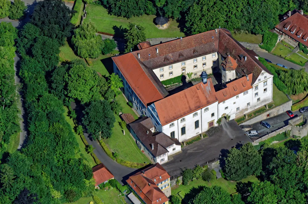Schloss Haltenbergstetten