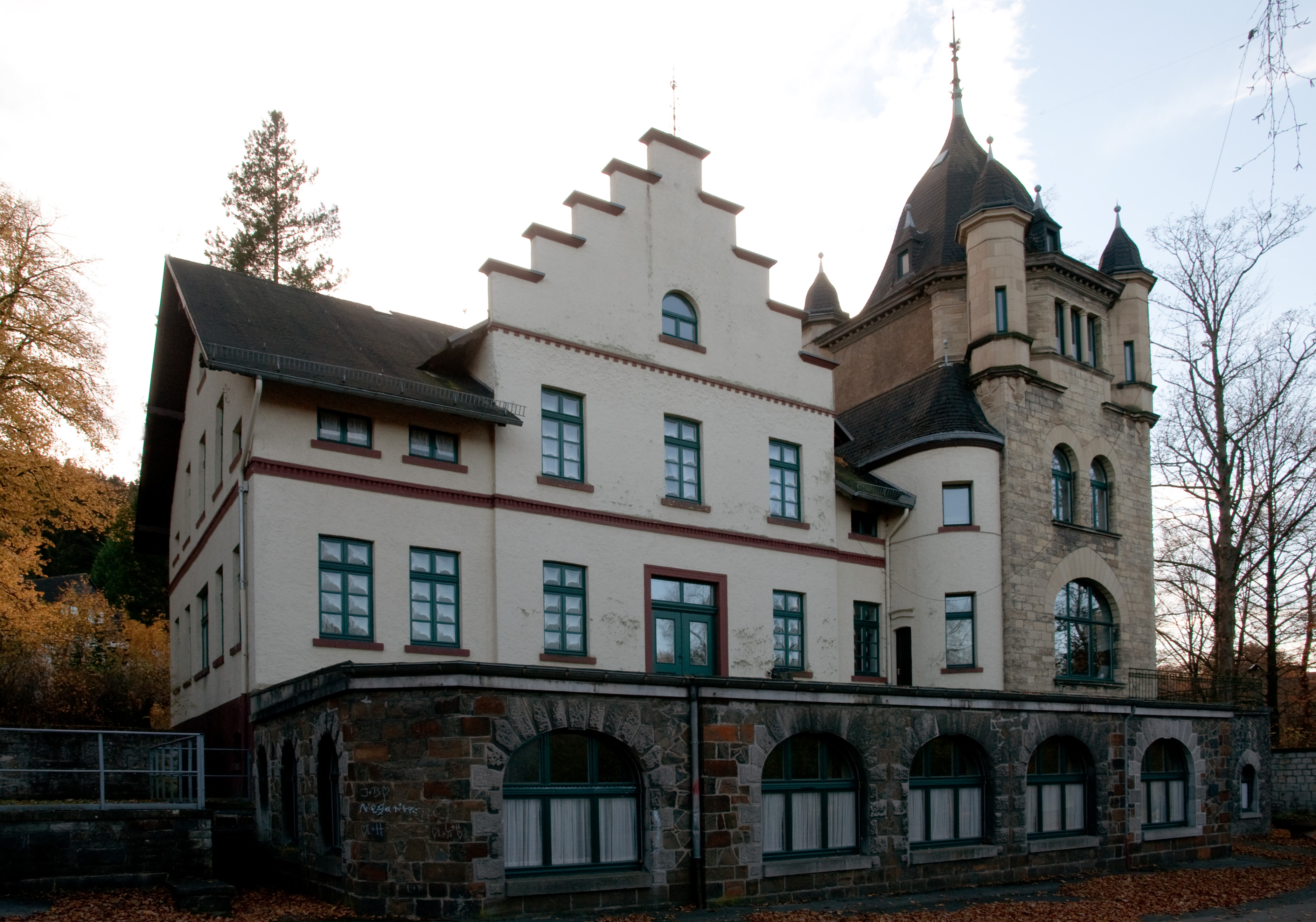 Dassel Mansion