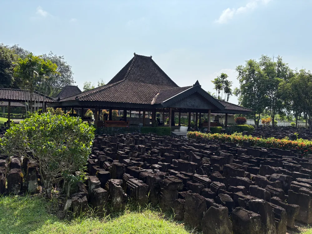 Karmawibhangga Museum