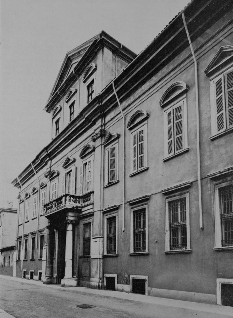 Gaifami Palace