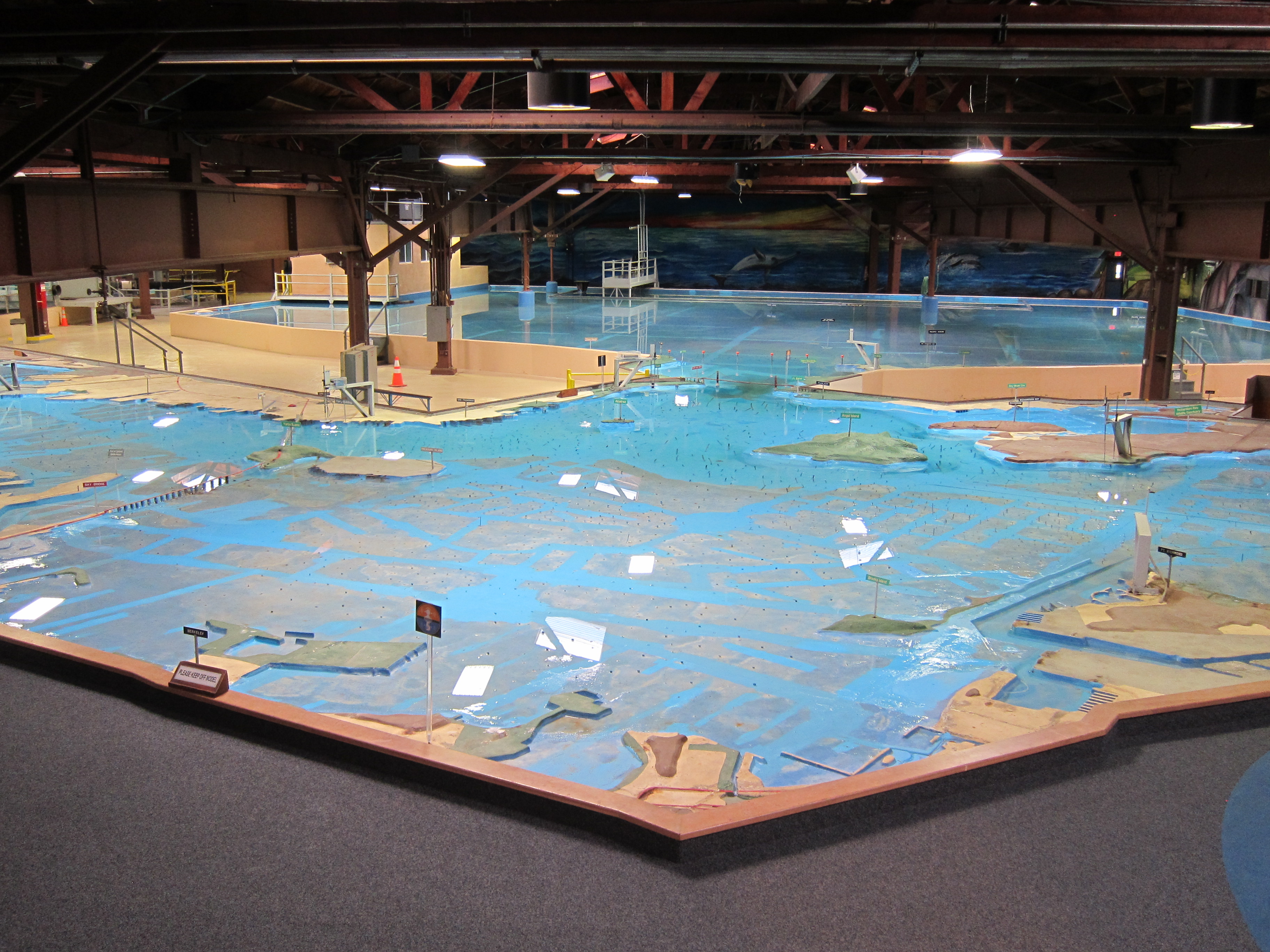 U.S. Army Corps of Engineers Bay Model