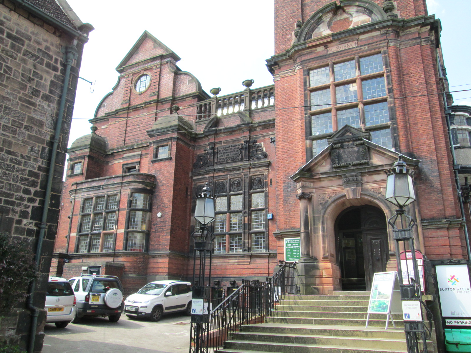 Nicholson Institute and Leek College of Further Education