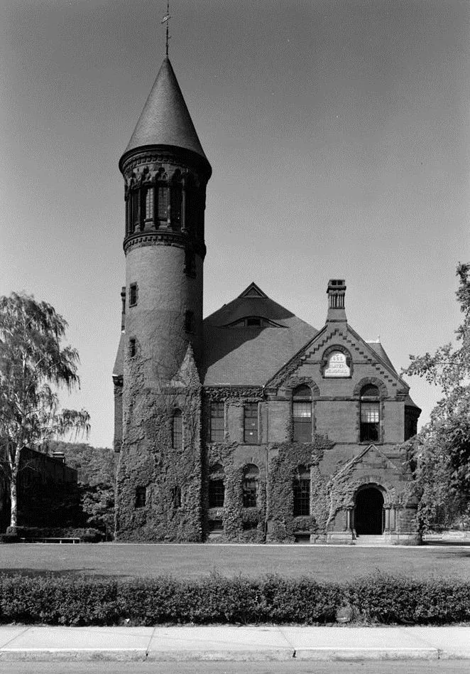 Slater Memorial Museum