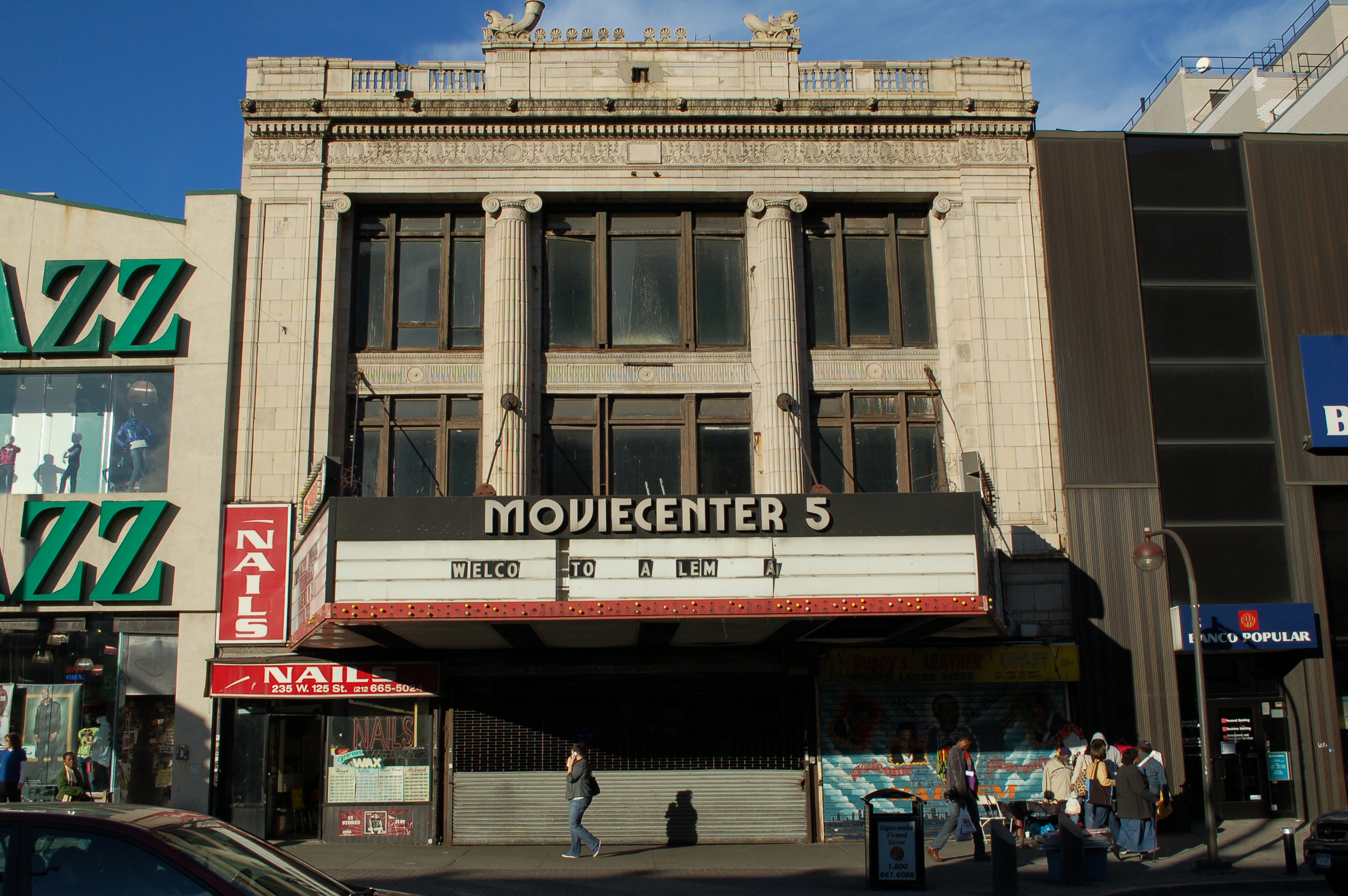 Victoria Theater
