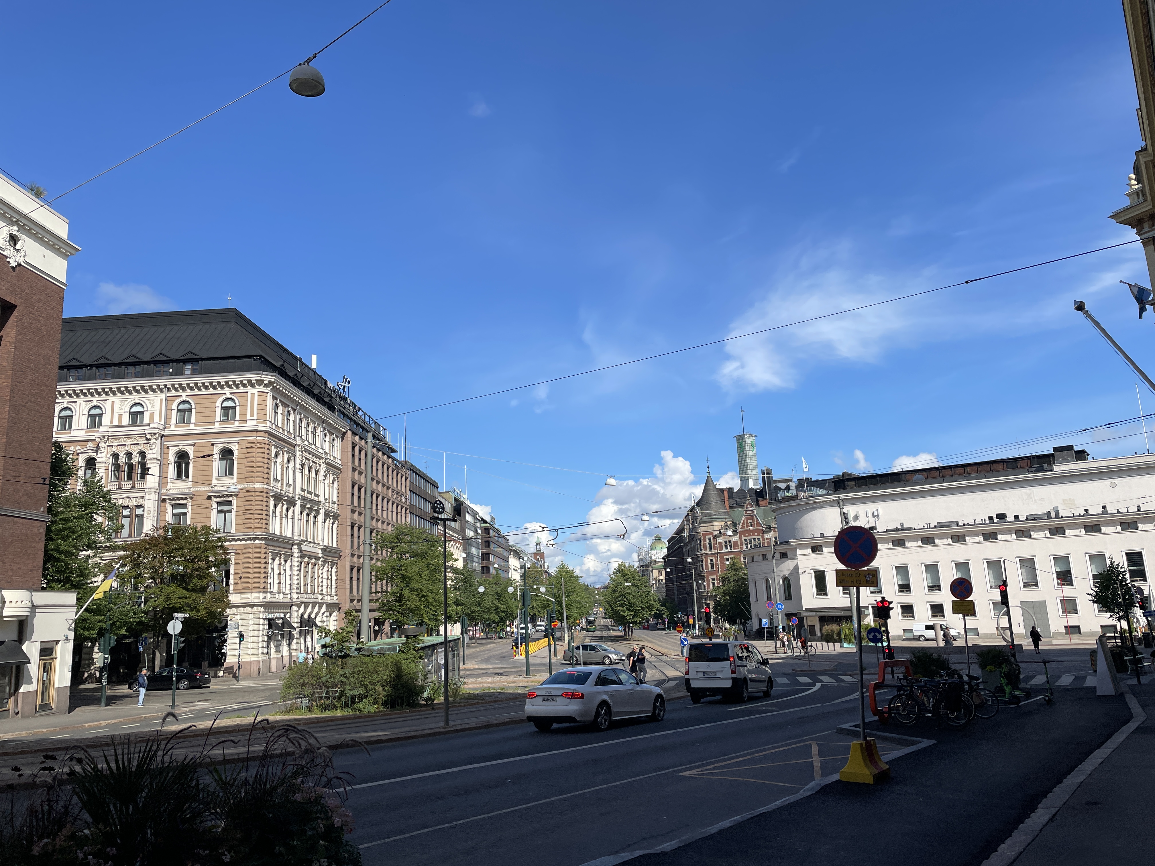 Along Mannerheimintie