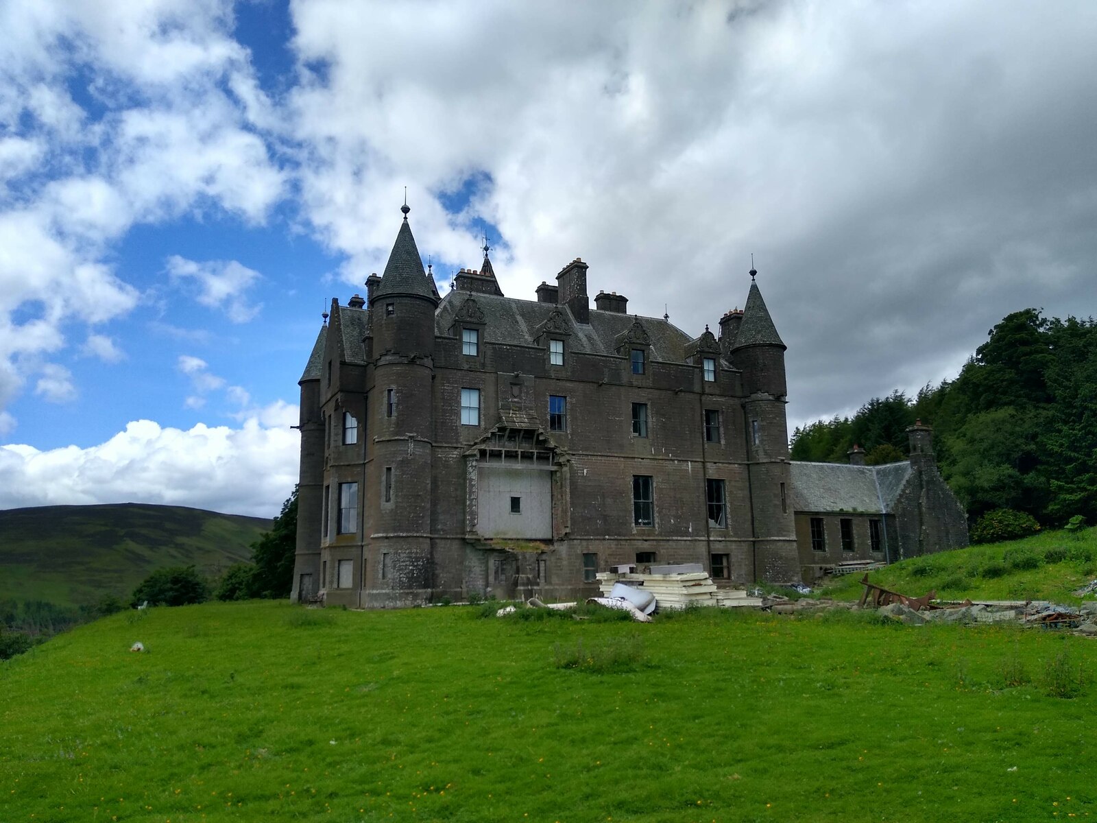 Balintore Castle