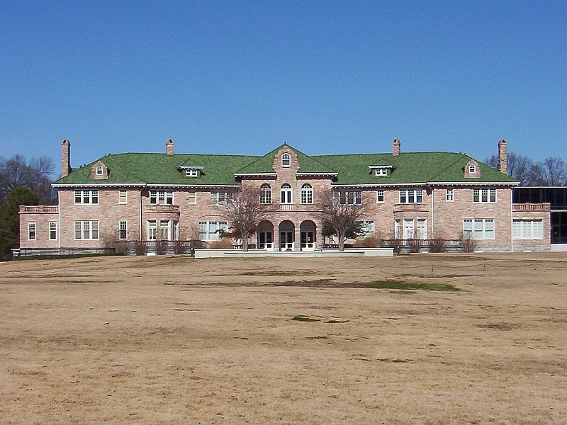 Pink Palace Museum and Planetarium