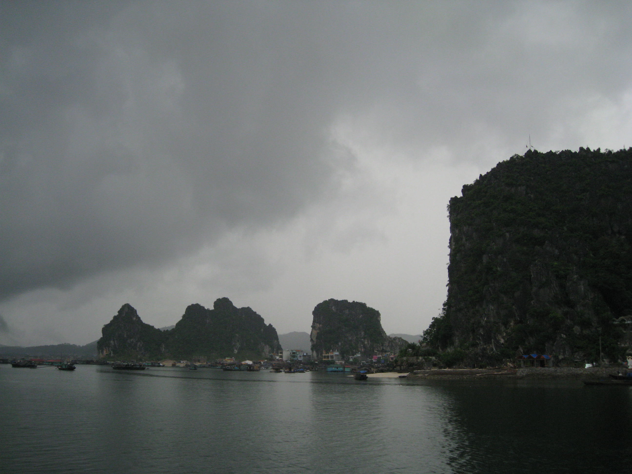 Bai Tu Long National Park